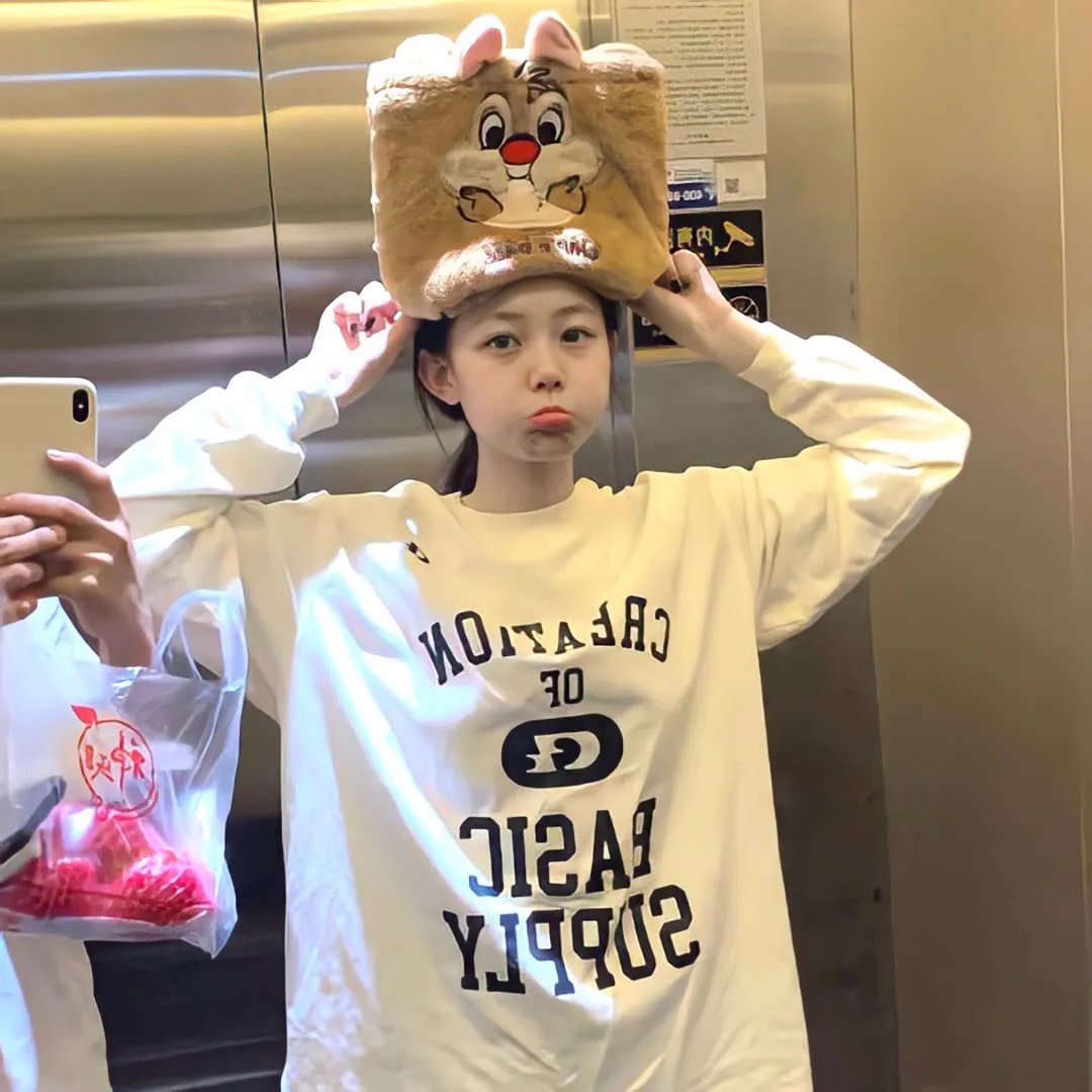 三个扑火的少年